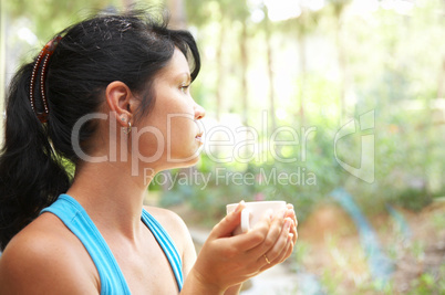 girl drinks coffee