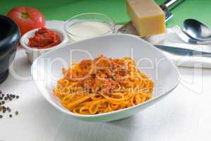 tomato and chicken pasta