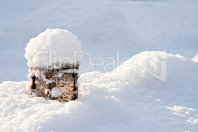 Grablaterne im Schnee - Grave lantern with snow