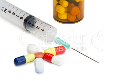 Pills with medicine box and serynge