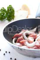 Fleisch in Pfanne / meat in a pan