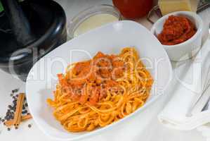 tomato and chicken pasta