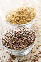 Brown and golden flax seed
