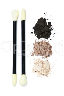 Eye shadow makeup with applicators