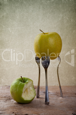 Apfel auf Gabeln
