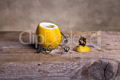 Stilleben mit Zitrone