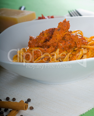 tomato and chicken pasta