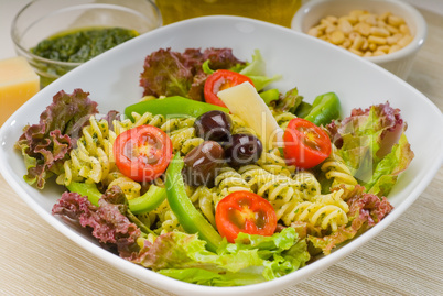 italian fusilli pasta salad