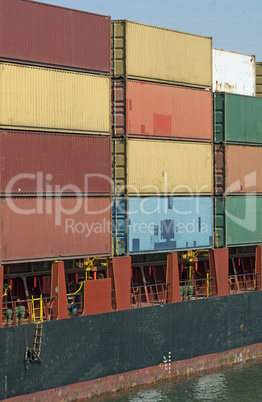 Containerschiff