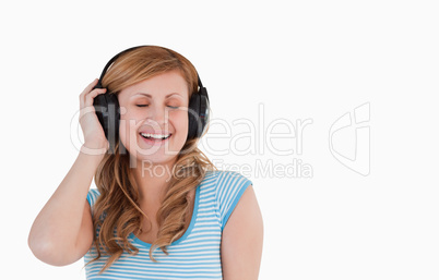 woman with earphone