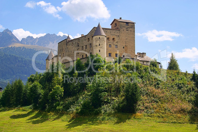 Nauders Burg - Nauders castle 01