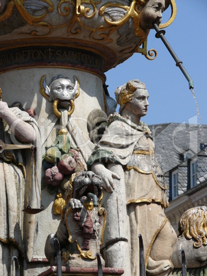 Petrusbrunnen in Trier