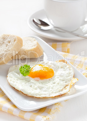 Spiegelei / fried egg