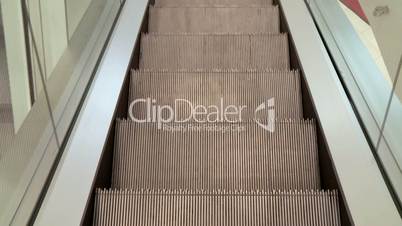 Rolltreppe / Escalator