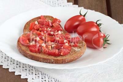 tomato end bread