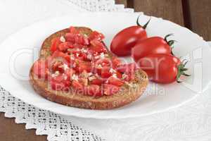 tomato end bread
