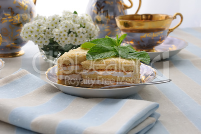 Sponge cake with a delicate souffle