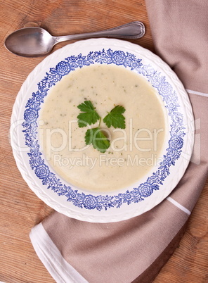 Grünkerncreme Suppe