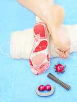 Massage of feet