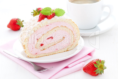 frische Biskuitrolle / fresh swiss roll