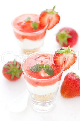 Erdbeerdessert / strawberry dessert
