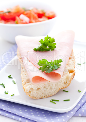 Baguette mit Schinken / baguette with ham