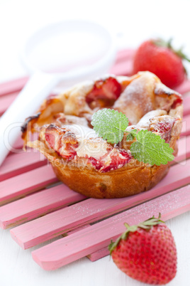 Clafoutis mit Erdbeeren / clafoutis with strawberry