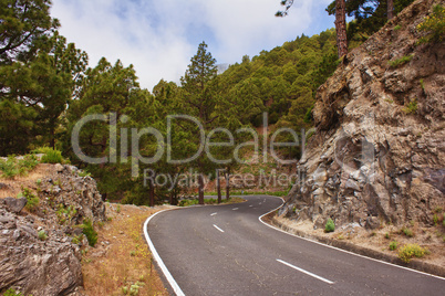 Bergstrasse zum Roque de los Muchachos