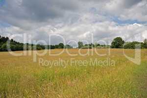 Landschaft bei wolkigem Himmel