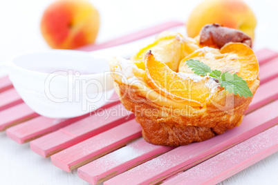 Clafoutis mit Aprikose / clafoutis with apricot