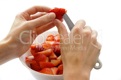 Erdbeeren schneiden