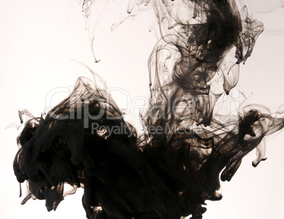 Smoke liquid ink in water