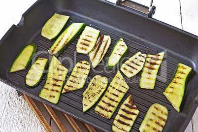 gegrillte Zucchini