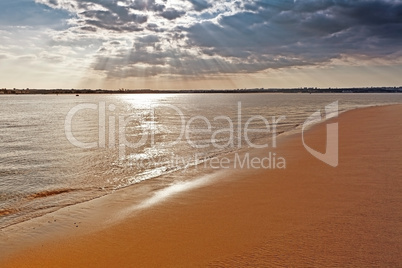 Beach on the banks of the river Tejo.