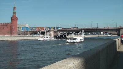 The Boat Moves Along The Moscow River 3