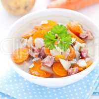 frischer Möhreneintopf / fresh carrot soup