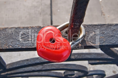 Red padlock