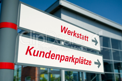 Hinweisschilder Werkstatt und Kundenparkplatz Signs workshop and