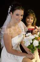 Braut und Blumenkind