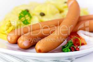 Wiener - Frankfurter mit Kartoffelsalat