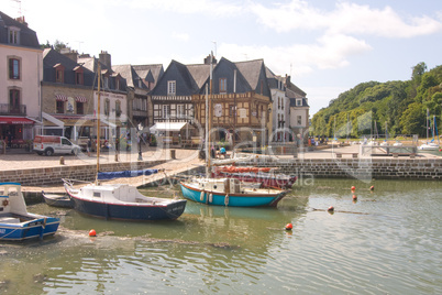 Auray048