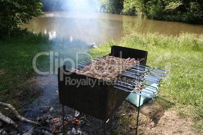 Auf dem Grillplatz