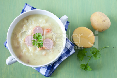 Kartoffelsuppe / potato soup