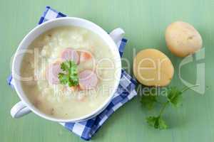 Kartoffelsuppe / potato soup