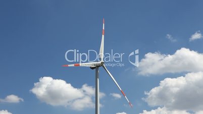 Windräder zur Stromerzeugung bei Berlin