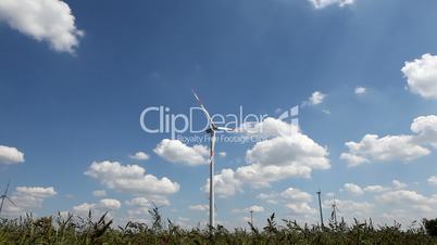 Windräder zur Stromerzeugung bei Berlin