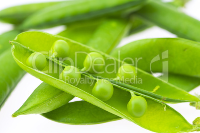 peas isolated on white