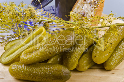 Polish garlic cucumbers