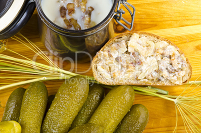 Polish garlic cucumbers