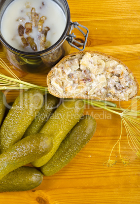 Polish garlic cucumbers